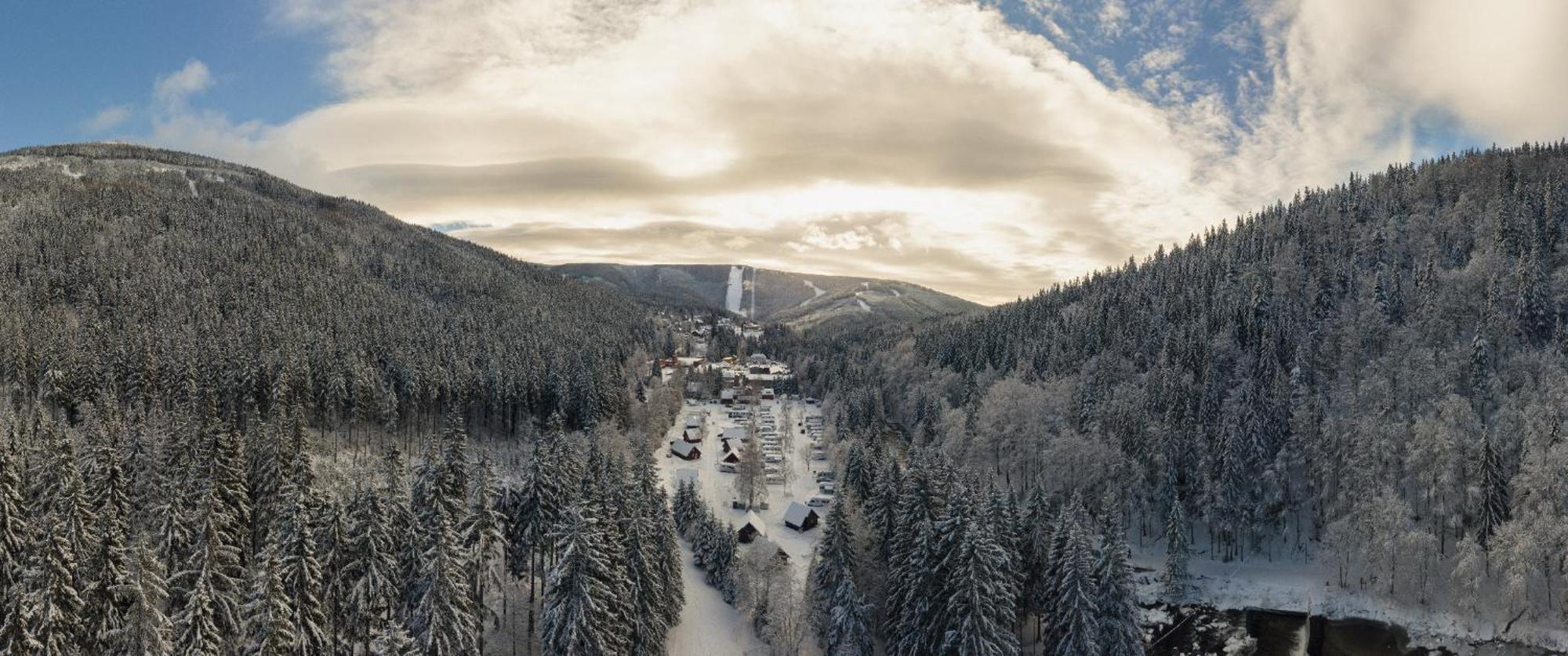 Chalets&Apartments - Base Camp Medvědín Spindleruv Mlyn Exterior foto